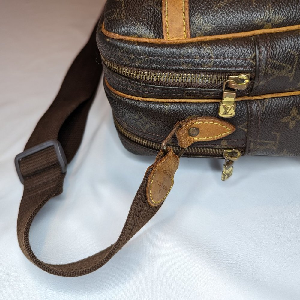 LOUIS VUITTON Crossbody Reporter PM Bag - Picture 6 of 12